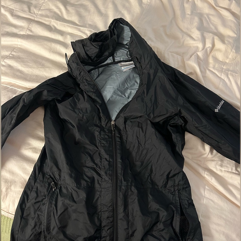 Columbia rain shell/ coat